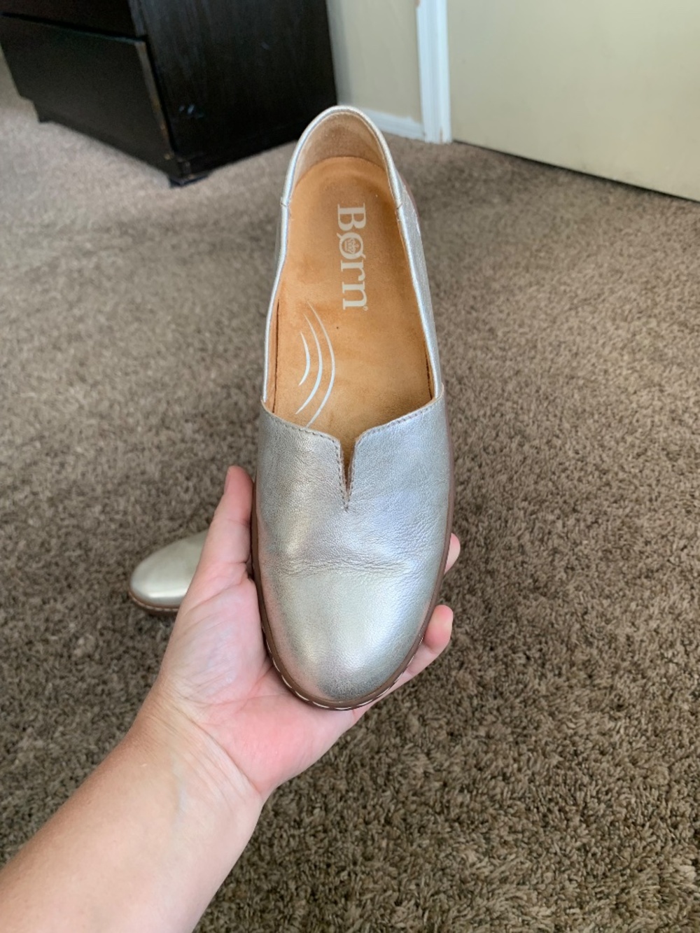 Born Sebra II Gold Metallic Leather Slip On Casual Loafer Shoes Sz.7.5 - Picture 3 of 16